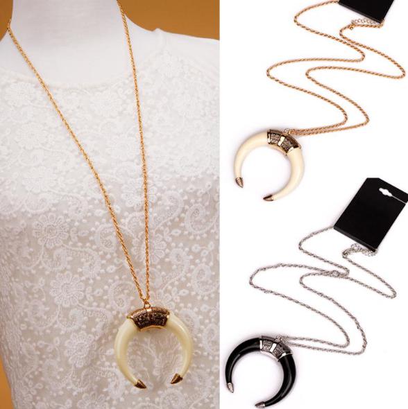 Luna NecklaceJewelryLuna Daze