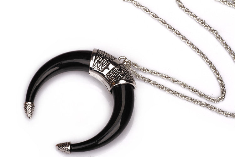 Luna NecklaceJewelryLuna Daze