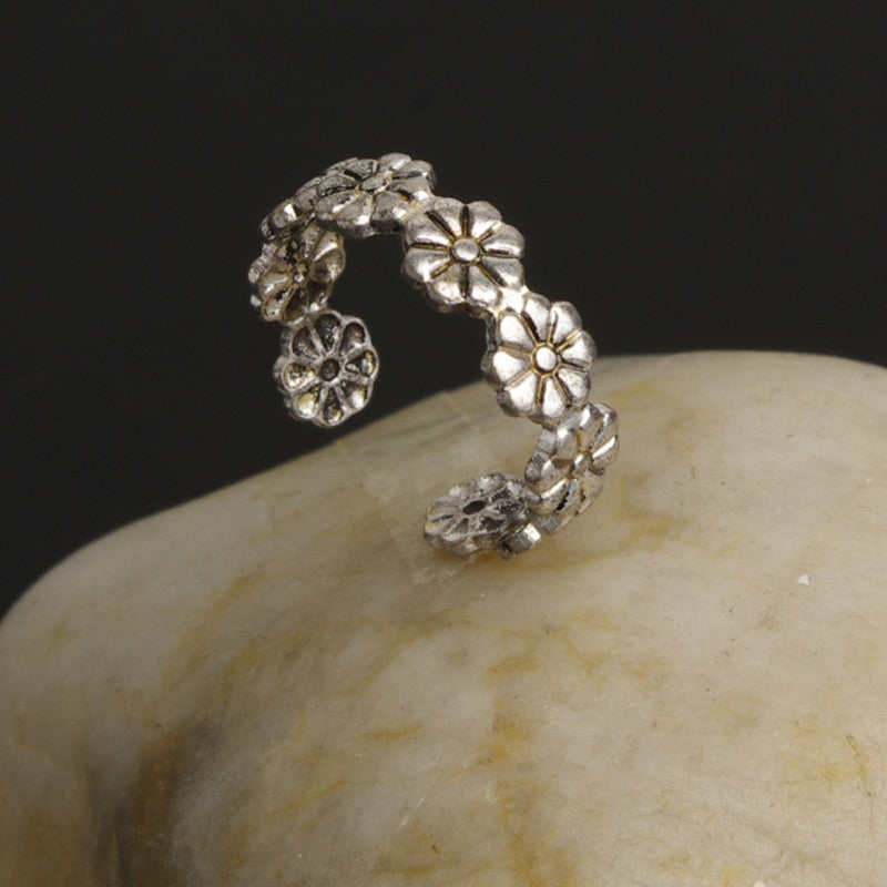 Vintage Daisy Toe RingJewelryLuna Daze