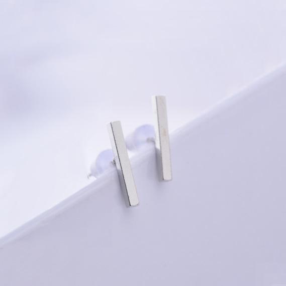 Mini Staple Stud EarringsJewelryLuna Daze